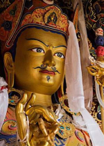 Câu chuyện Guru Rinpoche giao phó cho công chúa Pemasal (Longchenpa) Giáo Pháp Nyingthig như thế nào